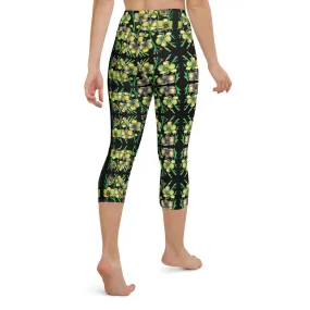 Floral Orchids Yoga Capri Leggings, Black Yellow Floral Print Capris Tights-Made in USA/EU