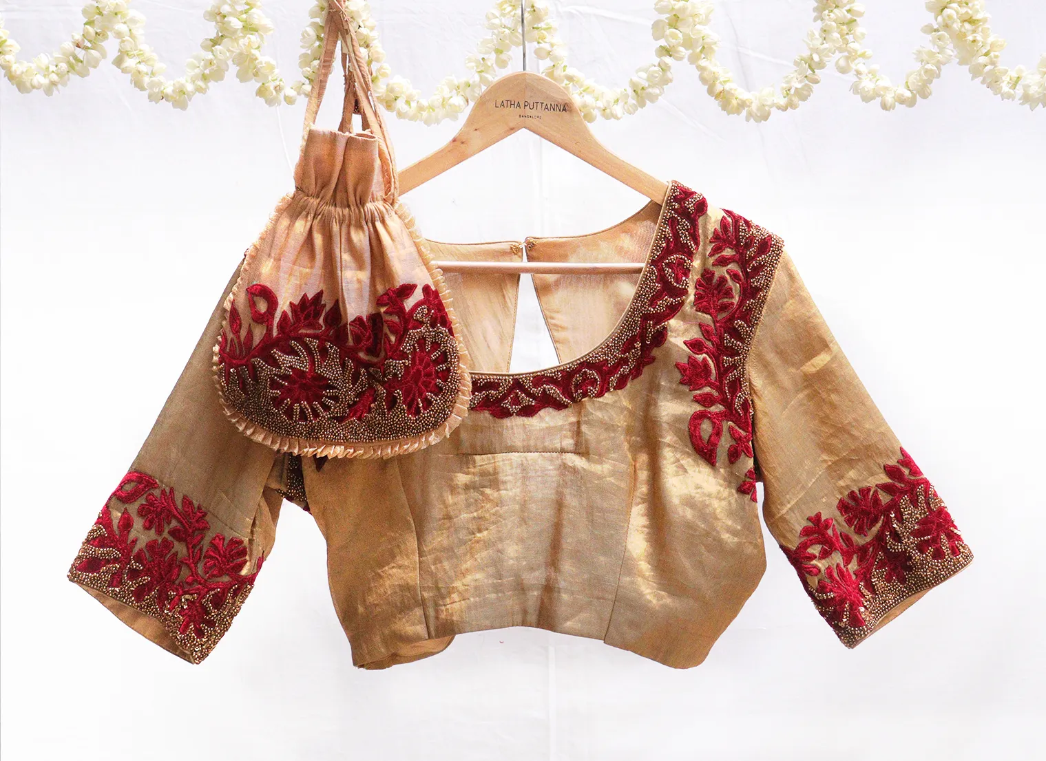 Golden brown , Kanjeevaram tissue,Applique blouse