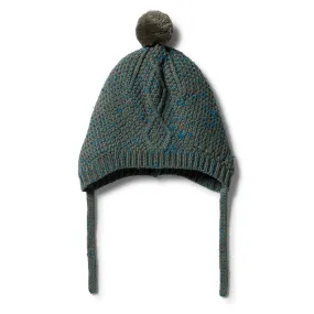 Knitted Cable Bonnet