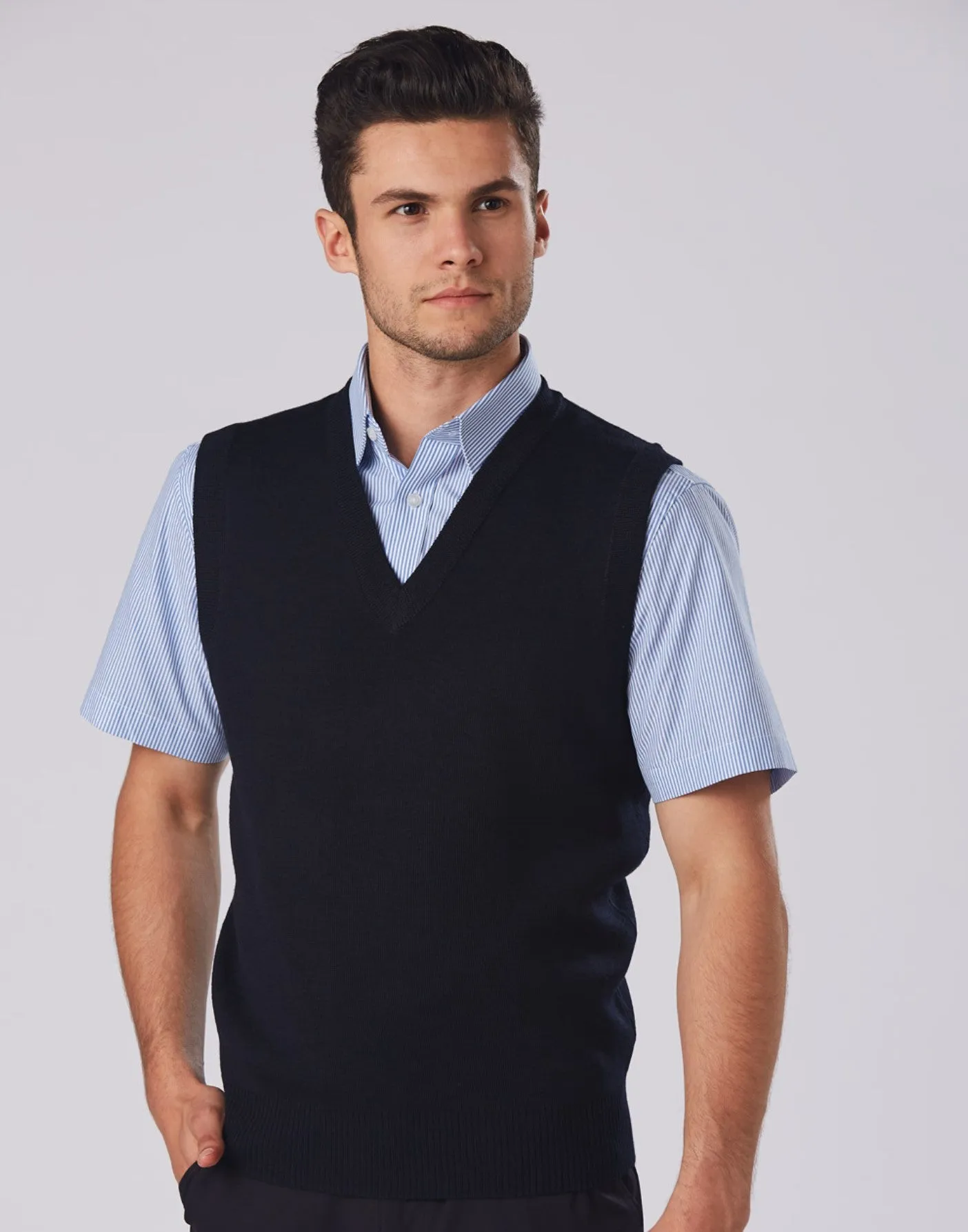 Men's V-Neck Knit vest