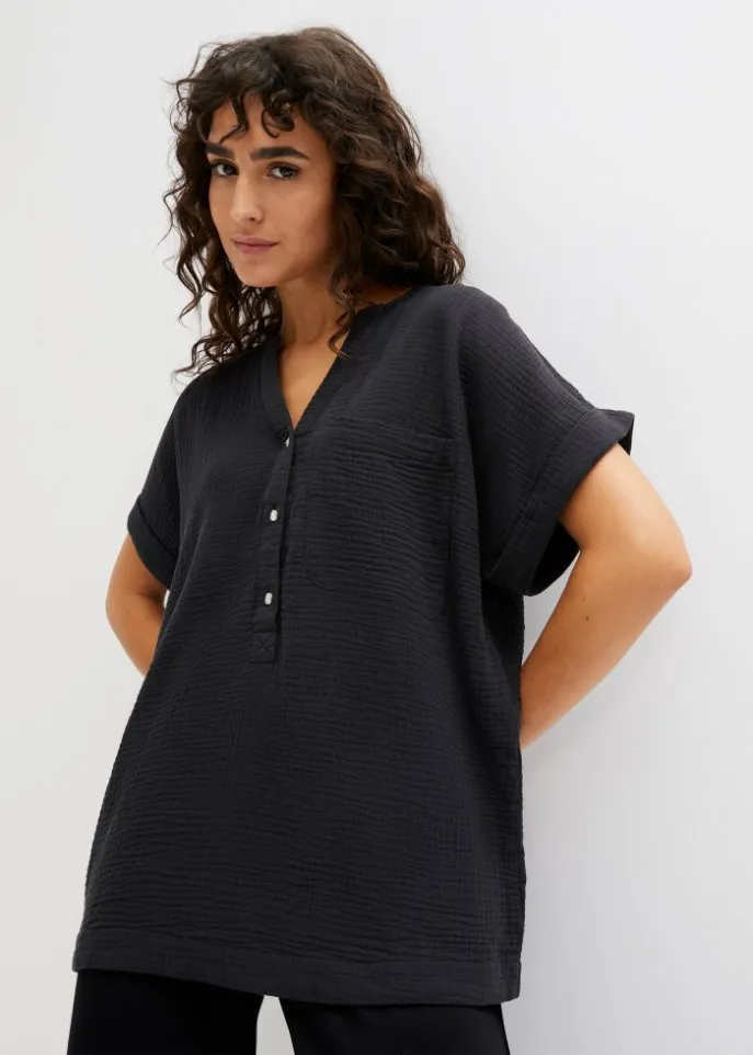 Muslin blouse with button placket and pocket Bpc Bonprix Collection, black