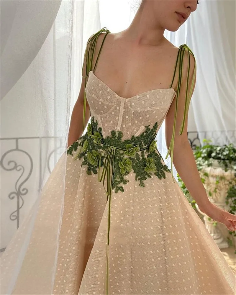 Sevintage Champagne Polka Dotted Tulle Prom Dresses A Line Green 3D Flowers Spaghetti Straps Long Evening Gowns